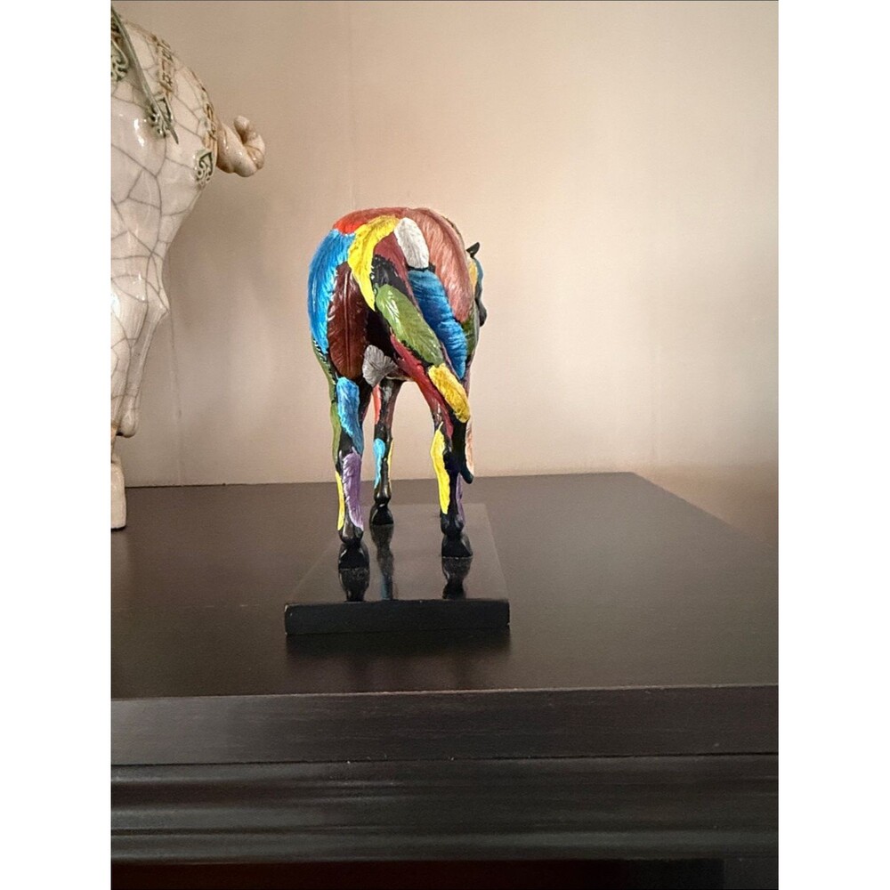Trail of Painted Ponies “Horsefeathers” 2005 1E/2099 – Retired - Picture 4 of 5